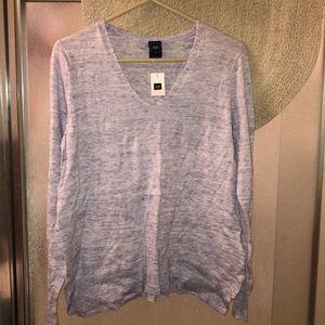 Never worn Gap sweater